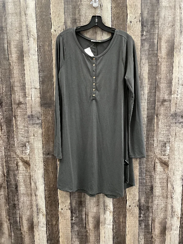 Dress Casual Midi By Zenana Outfitters In Grey, Size: Xl