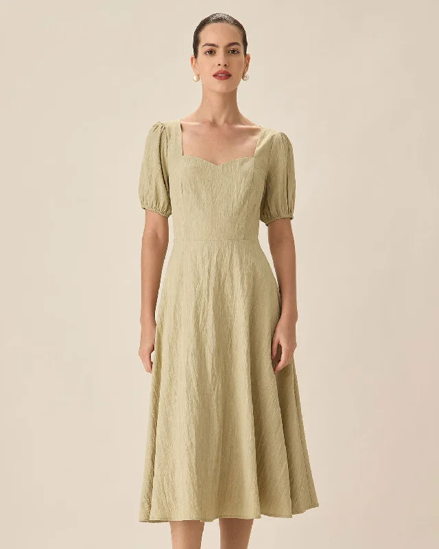 Green Sweetheart Neck Shirred Midi Dress