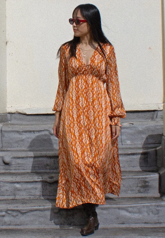 V-Neck Long Sleeve Midi Dress in Orange Print